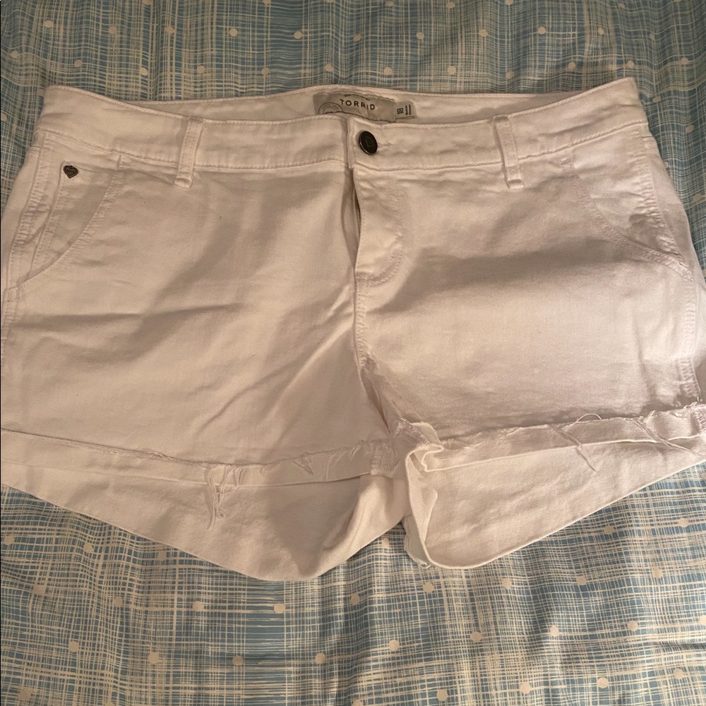 Torrid short shorts - cuffed with destruction - 18